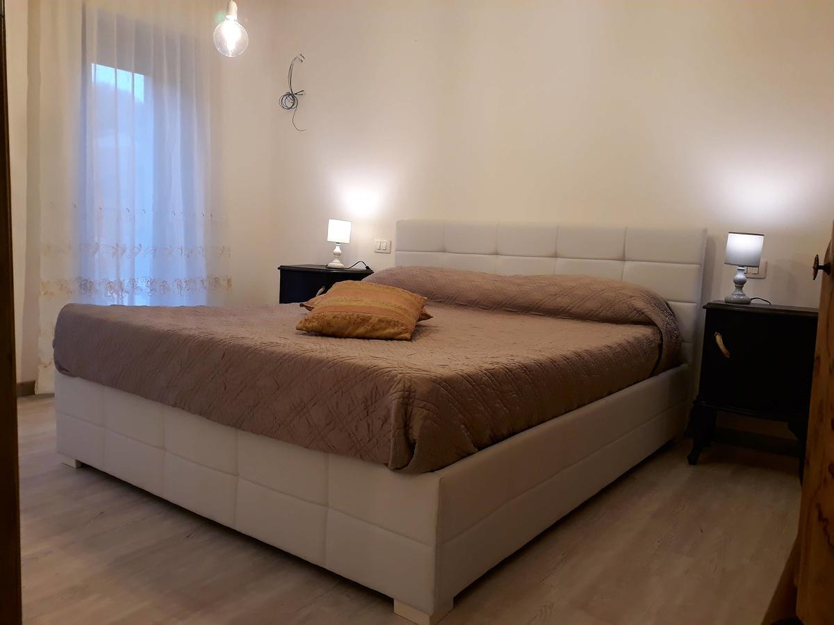 דירות מונטקיו מאג'ורה Casa Giulietta & Romeo מראה חיצוני תמונה