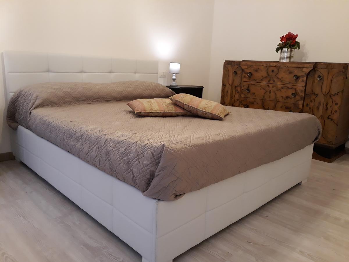 דירות מונטקיו מאג'ורה Casa Giulietta & Romeo מראה חיצוני תמונה