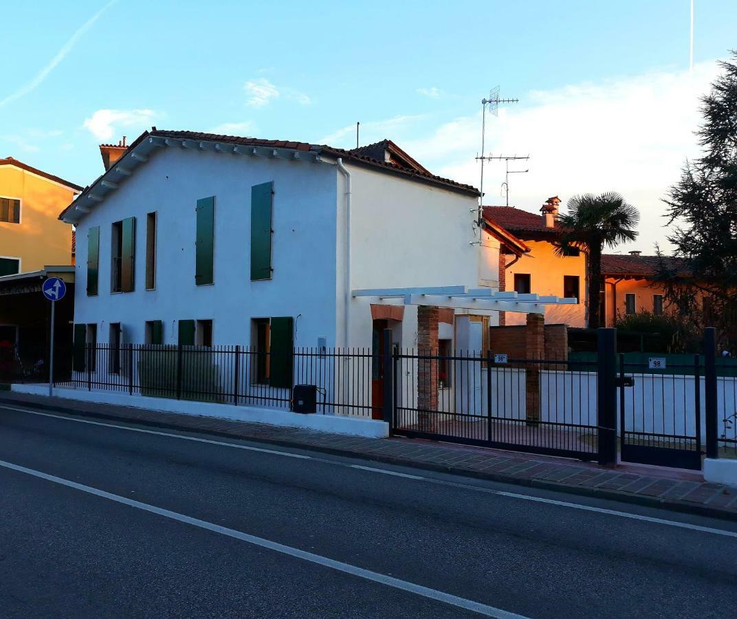 דירות מונטקיו מאג'ורה Casa Giulietta & Romeo מראה חיצוני תמונה