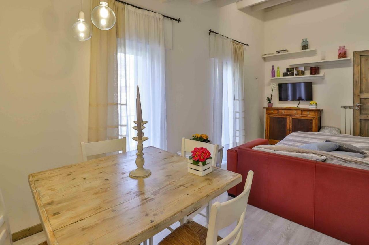 דירות מונטקיו מאג'ורה Casa Giulietta & Romeo מראה חיצוני תמונה